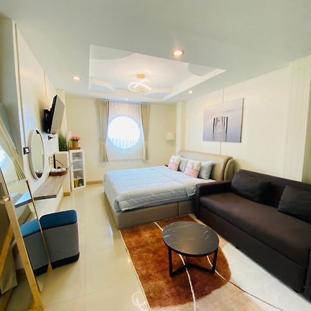 บ้านพักการ์ฟิลด์ซีวิว&พูล เกาะล้าน Exterior photo