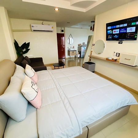 บ้านพักการ์ฟิลด์ซีวิว&พูล เกาะล้าน Exterior photo